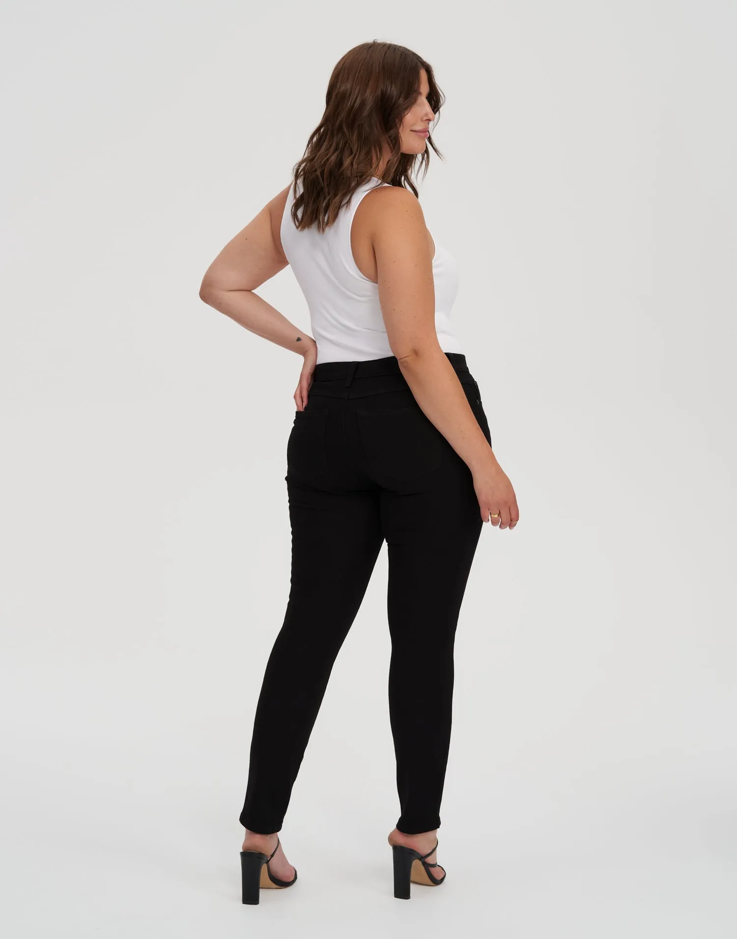 RACHEL SKINNY JEANS / 30" BLACK