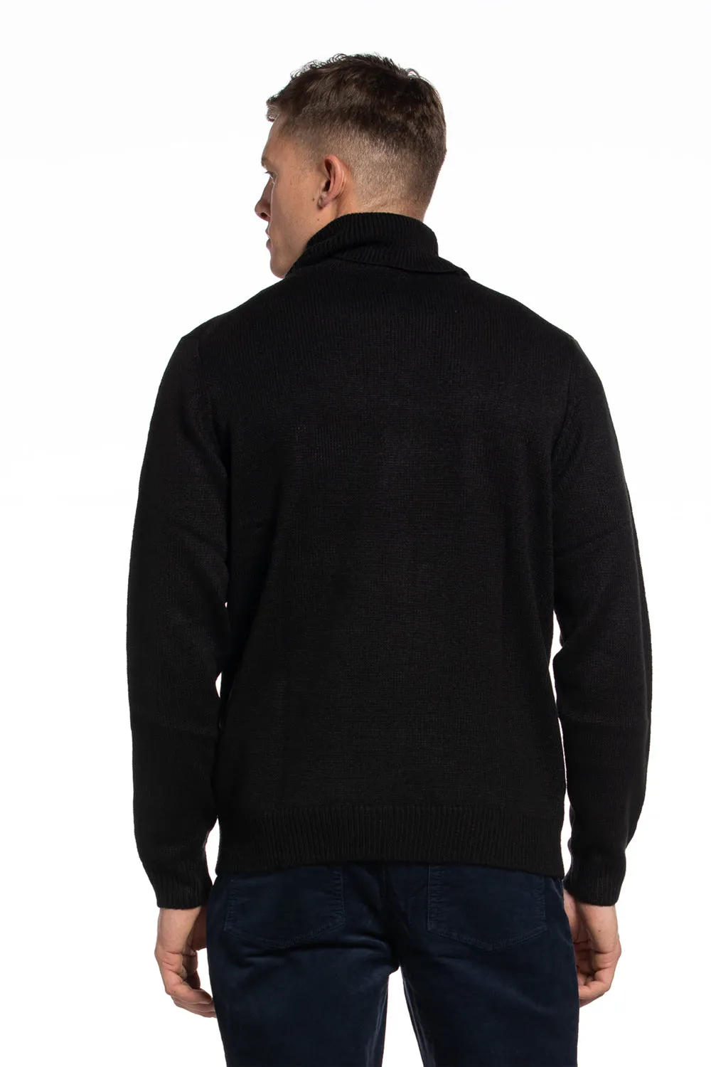 Submariner Sweater in Black